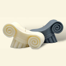 Load image into Gallery viewer, Rome If You Want To Candle