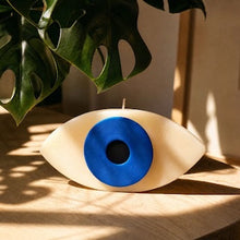 Load image into Gallery viewer, Eyes Without A Face Candle