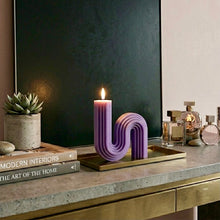 Load image into Gallery viewer, 70’s Glow Candle
