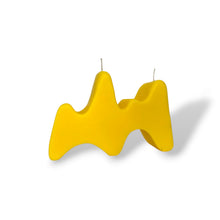 Load image into Gallery viewer, Wavey Davie Candle
