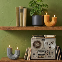 Load image into Gallery viewer, Mood Swing Candle
