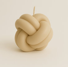 Load image into Gallery viewer, Balloon Knot Candle
