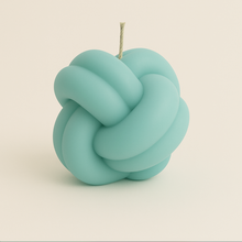 Load image into Gallery viewer, Balloon Knot Candle
